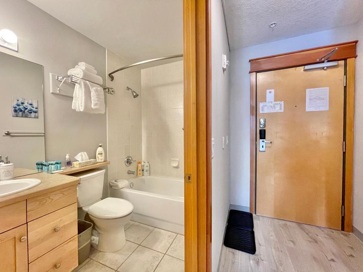 Windtower Lodge Queen Bed Suite-Ugparking&Walking2Dt Canmore Exterior foto
